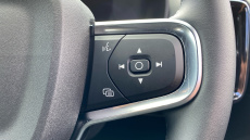 Volvo XC40 2.0 B4P Plus Black Edition 5dr Auto Petrol Estate